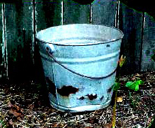 old_rusted_bucket-1